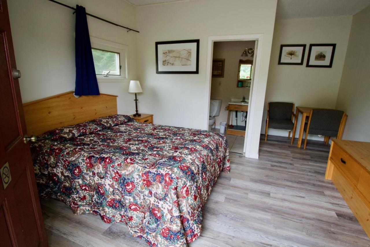 Oakdell Motel Waterford Ct Eksteriør billede