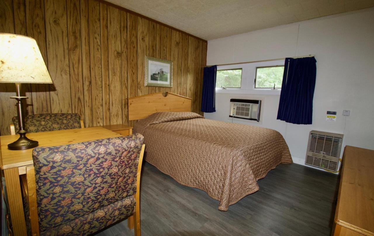 Oakdell Motel Waterford Ct Eksteriør billede